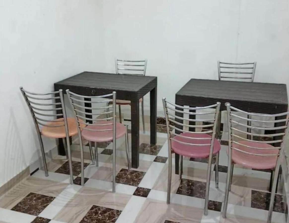 Oak Wood Homestay Banikhet Dalhousie Bagian luar foto